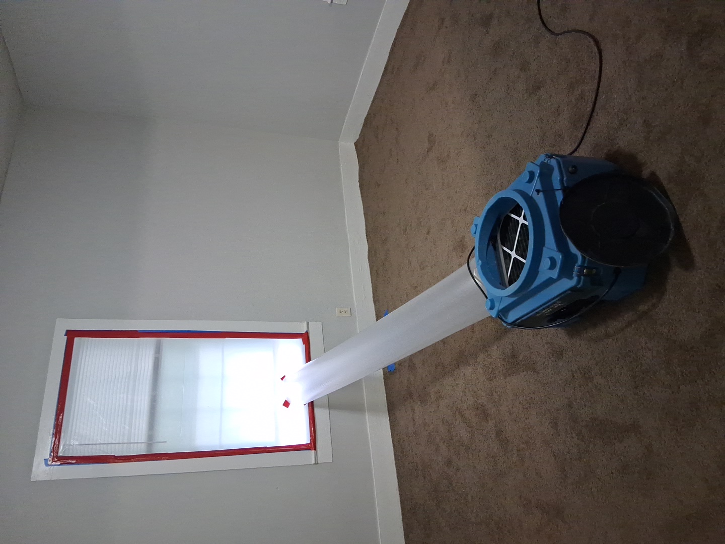 Mold cleaning area hepa vacuum,air scrubber and dehumidifier using antimicrobial. 